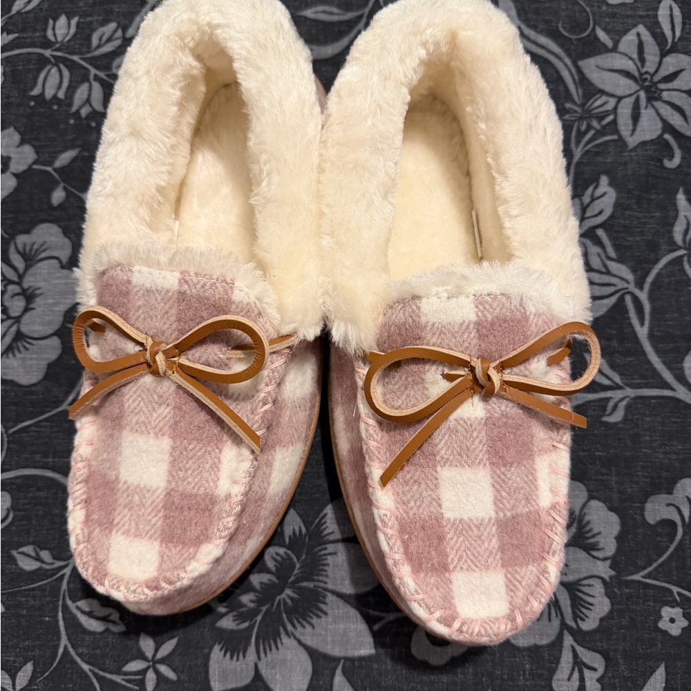 Plaid Moccasin Slippers by Sonoma 5/6 XS - Never worn